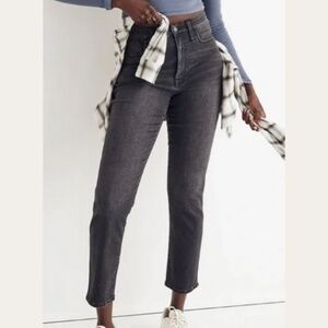 Madewell Curvy High-Rise Slim Straight Jeans
